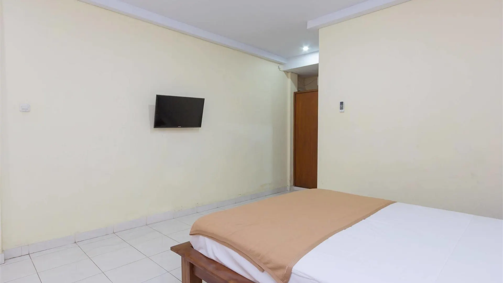 Reddoorz @ Petitenget Street Seminyak  Guest house Seminyak (Bali)